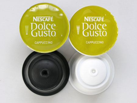 カプチーノはコーヒーとミルク、2種類のカプセルを使用するドルチェグスト